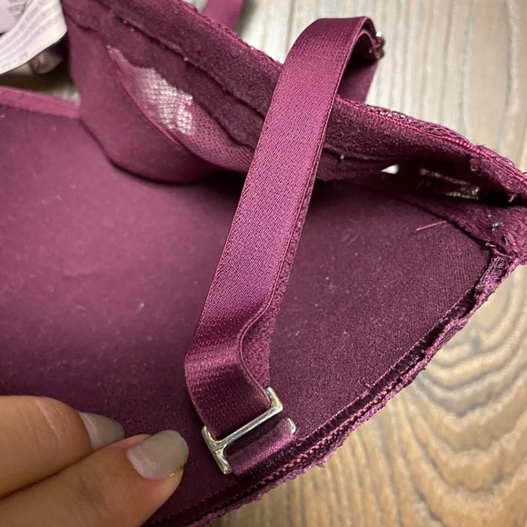 VS Bra - Picture 3 of 3